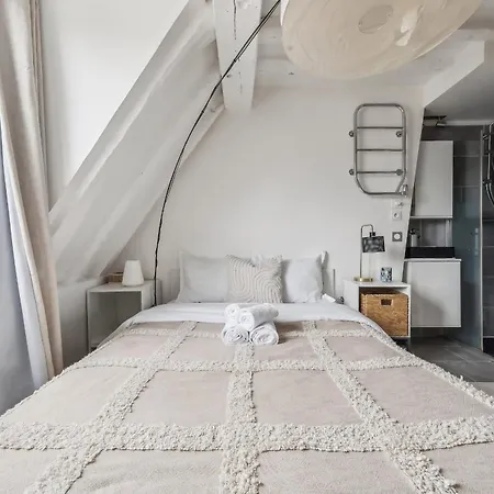 Apartment Le Louvre & Notre-dame - Cityapartmentstay *