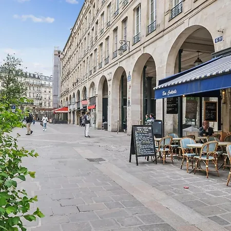 Le Louvre & Notre-dame - Cityapartmentstay Apartment *